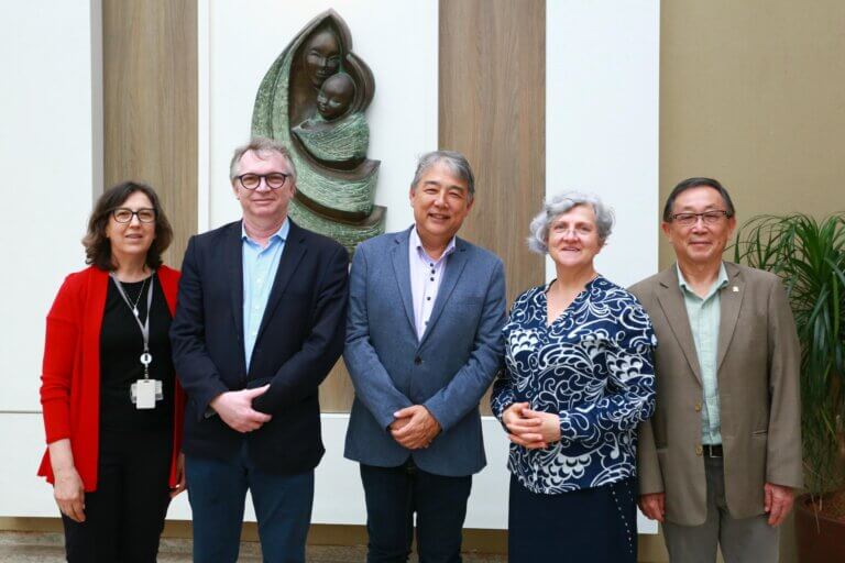 Hospital Mãe de Deus recebe doação de gerador de energia de Hospital Nipo-Brasileiro